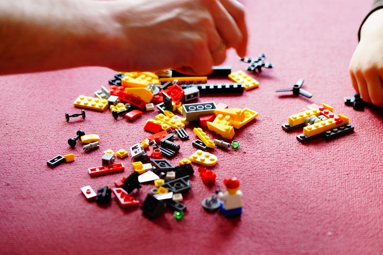 Colorful mini building blocks set – creative desk toy and collectible gift.